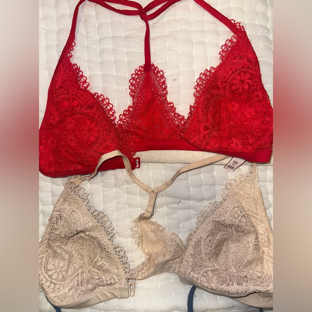 Victoria’s Secret - Set of Two Elegant Lace Bralettes - Red/Cream - Size Small